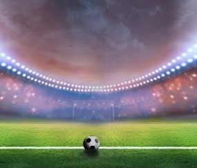 开云体育app-NBA季后赛之夜，伊布关键战不手软，当篮球场遇见霸气