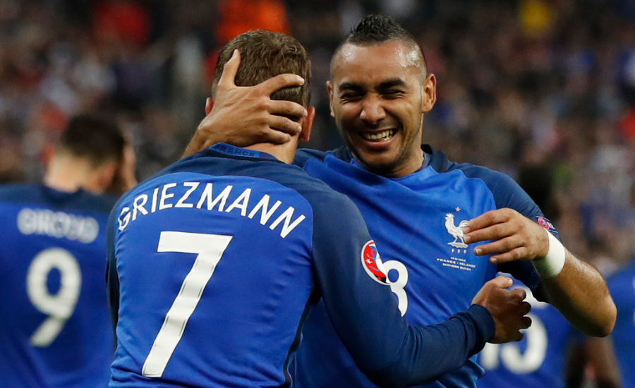 法国队逆转印度队，黄鸭组合带队取胜