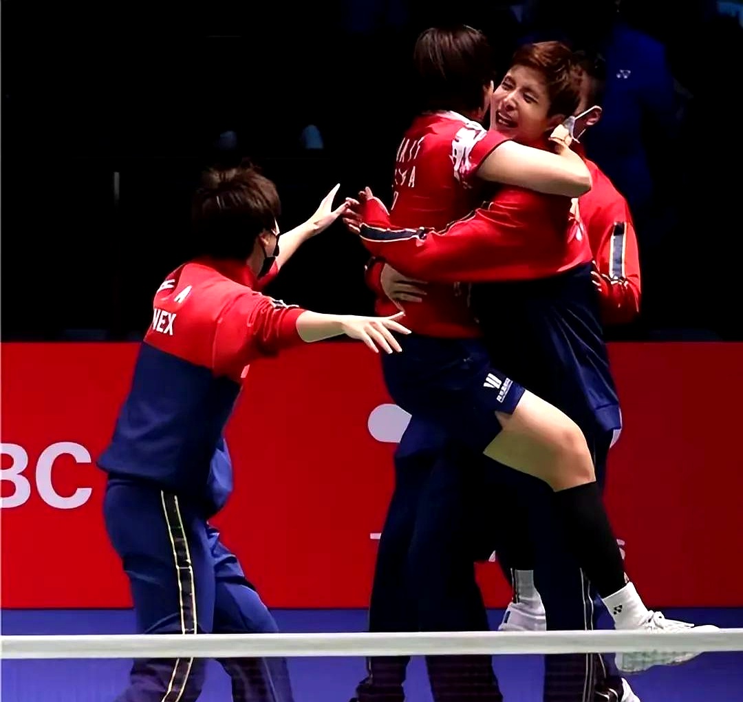 韩国队险胜中国队，石宇奇关键制胜