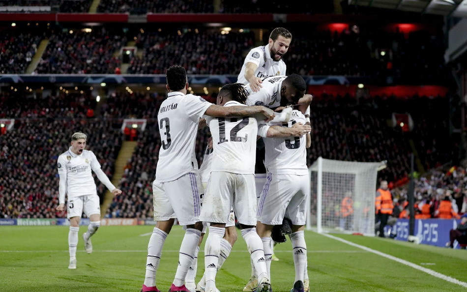 英格兰逆转皇马，戈麦斯扛起全队