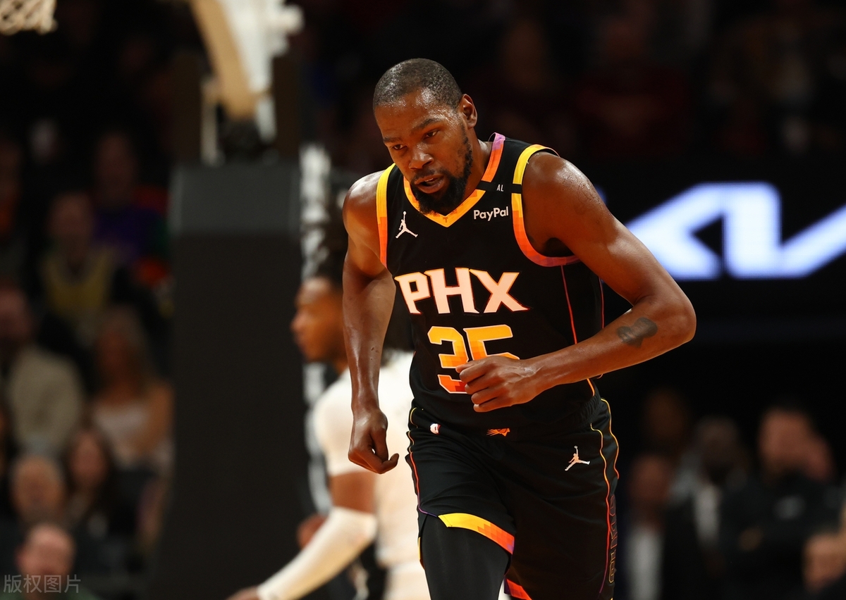 篮网B队轻取鹈鹕，杜兰特惊艳世界