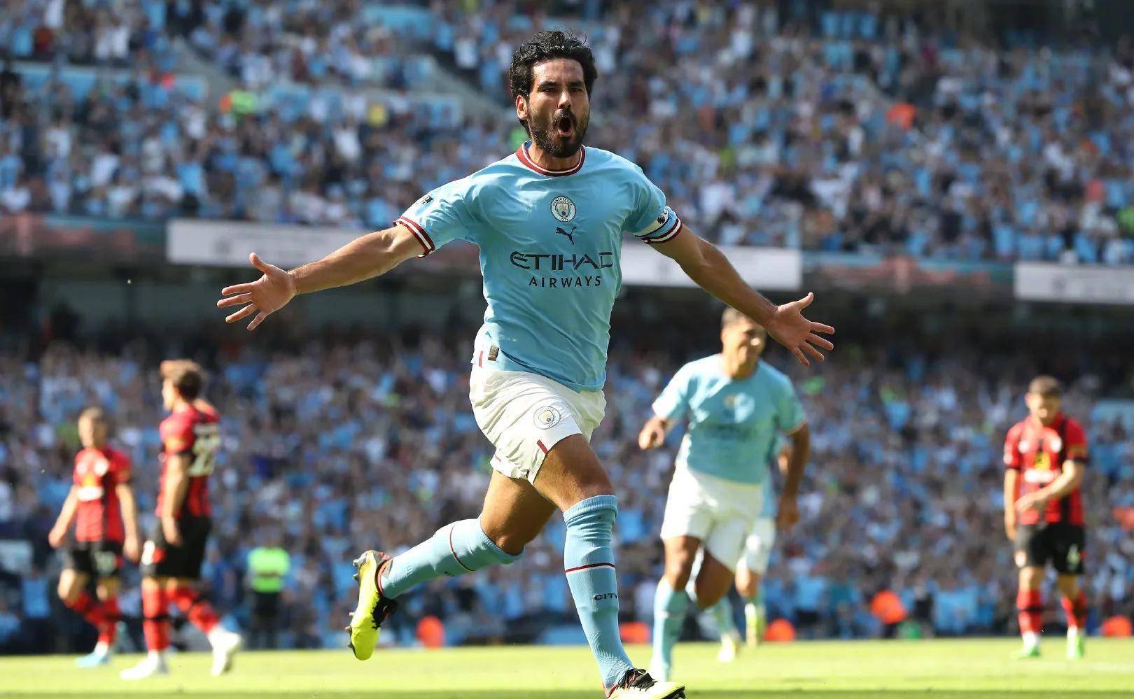 曼城胜利跃居积分榜榜首,领先优势扩大 曼城胜利跃居积分榜榜首,领先优势扩大