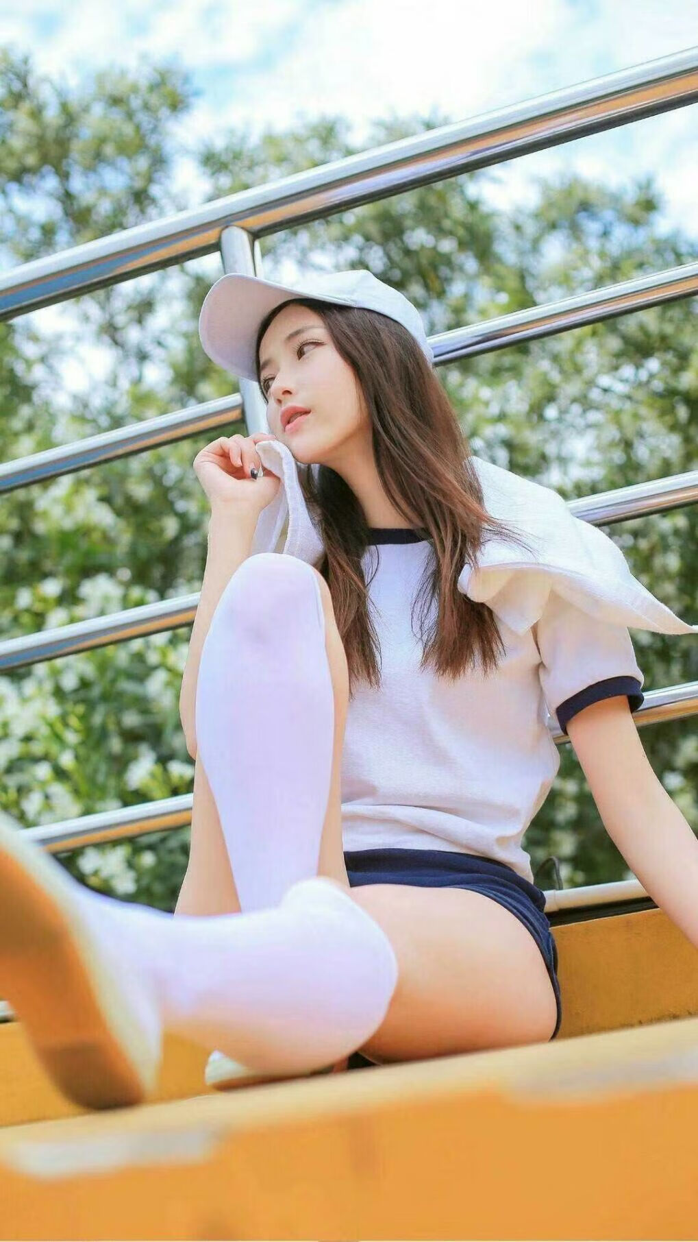 世界杯之夜,乔治连续得分拉开差距,美加墨三国共燃绿茵激情