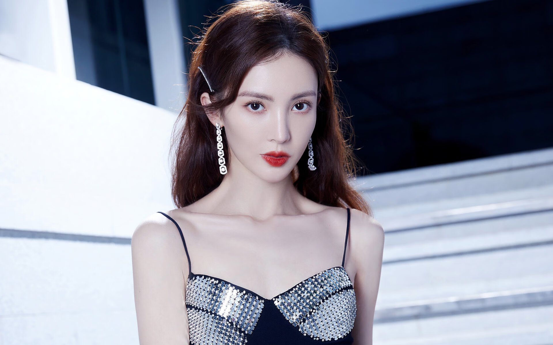 新王登基,切特·霍姆格伦用实力证明,骑士与森林狼之战见证新时代内线崛起