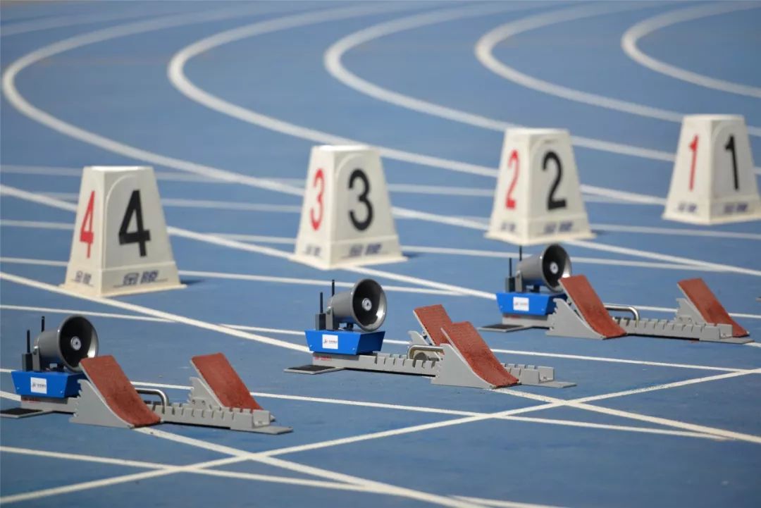 福建男篮努力拼搏,争取胜利 福建男篮努力拼搏,争取胜利