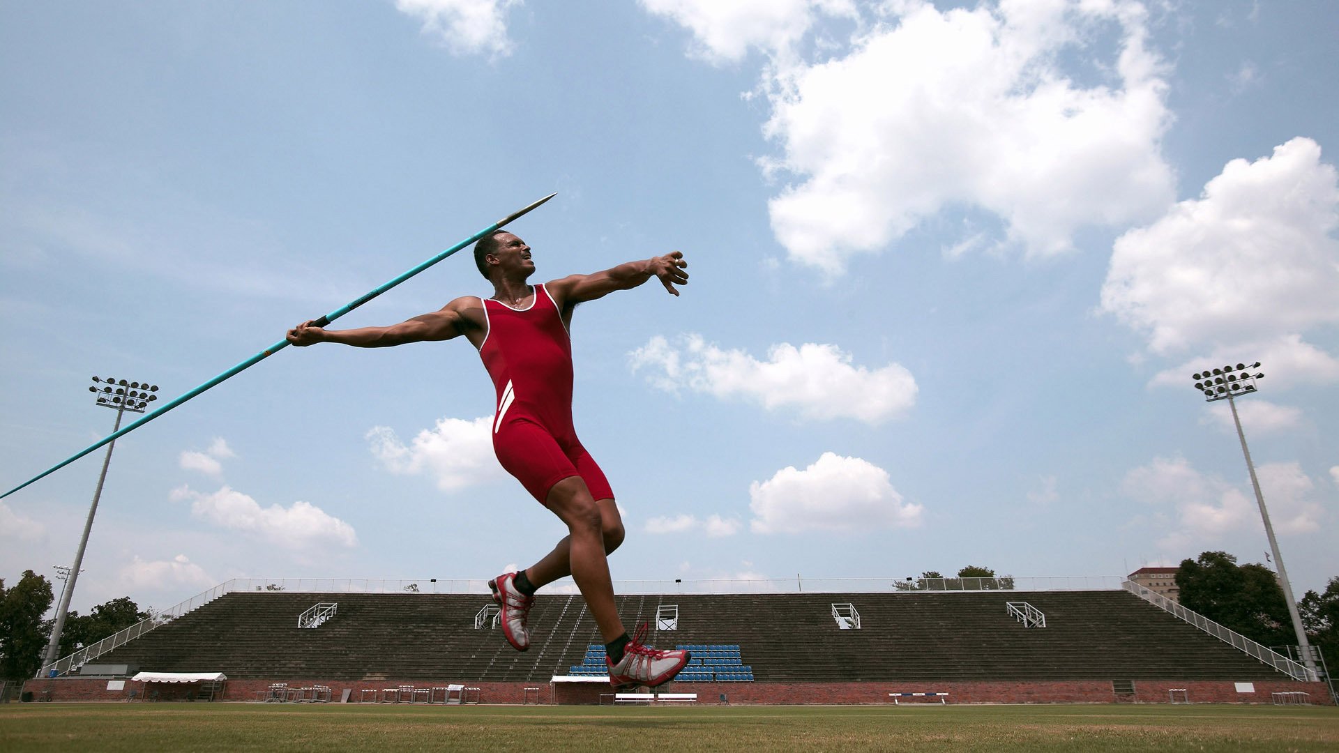 F1新赛季揭幕战之夜，浓眉节奏完全掌控，一场技术与意志的完美交响